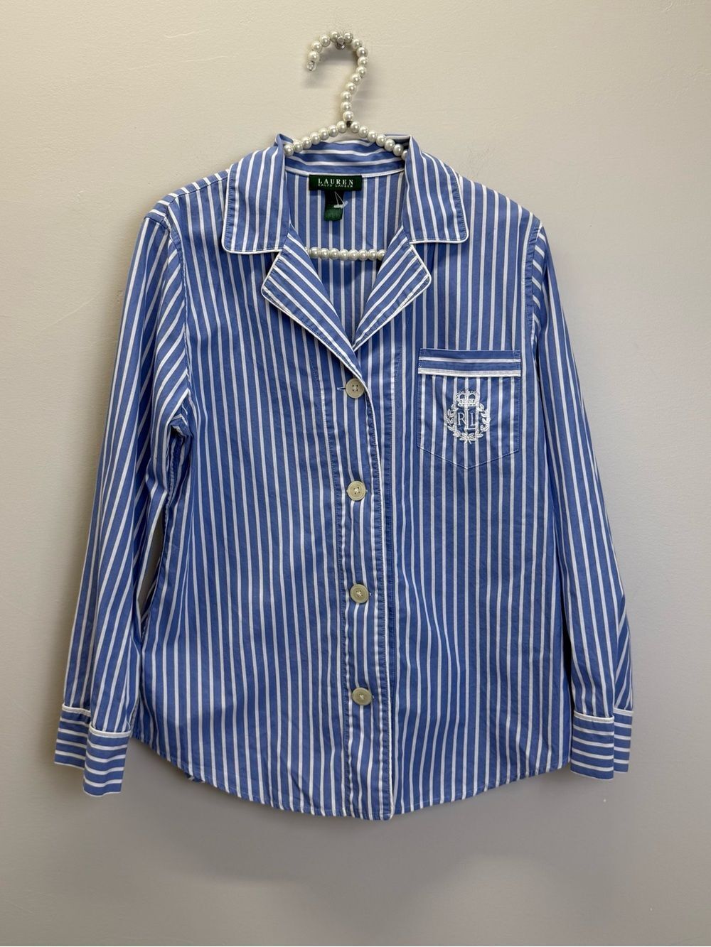 Ralph Lauren Blue & White Striped Button-Down Shirt 💚